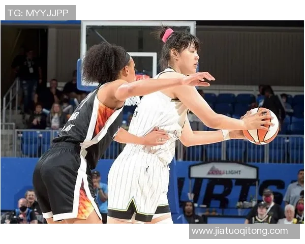 WNBA梦想队对阵天空队精彩直播全程回顾与赛况分析 WNBA梦想队对阵天空队精彩直播全程回顾与赛况分析