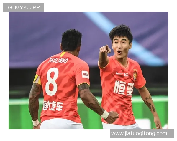 恒大与鲁能激战正酣文字直播全程回顾与精彩瞬间分析